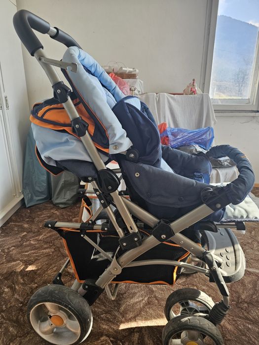 Детска комбинирана количка,модел Кангаро.