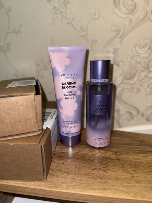 Victoria’s Secret Serene Blooms original