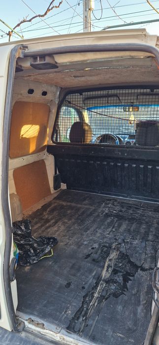 Autoutilitara CITROÈN BERLINGO, stare bună de funcționare și estetică,