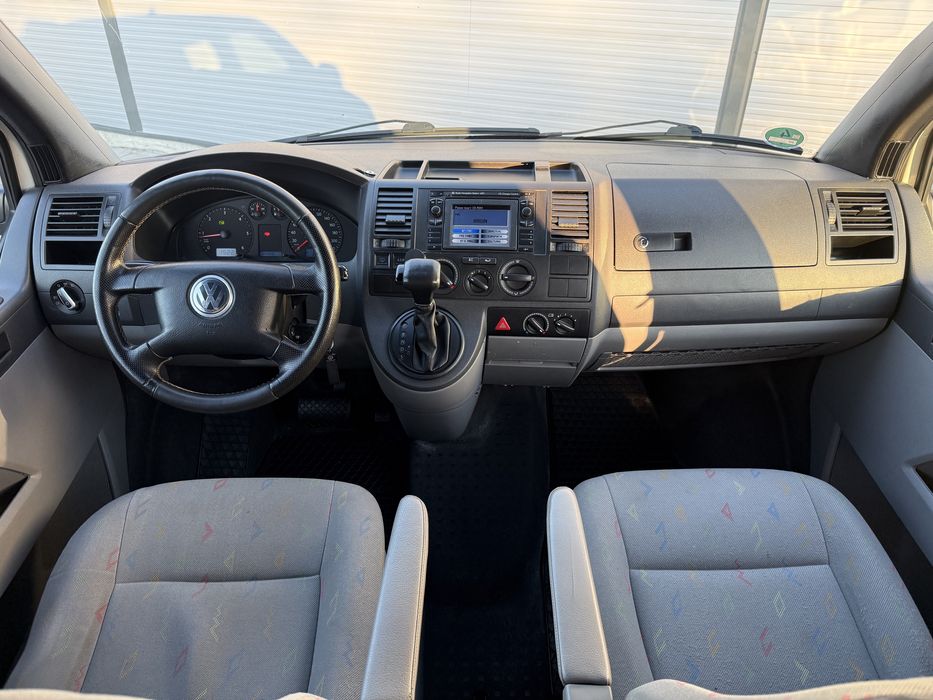 Volkswagen T5 Caravelle Lung / 2006 / 2.5 TDI / Automat DSG / 7 Locuri