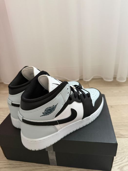 Jordan 1 mid ( GS )