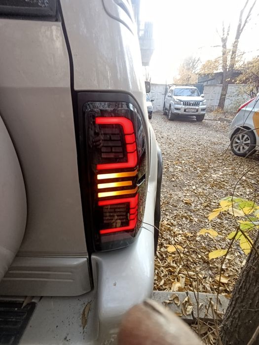 Задние диодные фары Prado 95