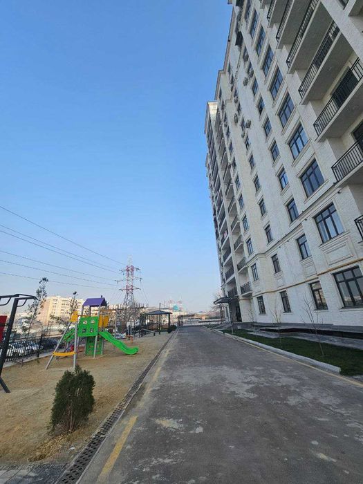 Кушбеги.ЖК "Сохил буйи".Продам 2комн. квартиру на 12 этаже 13 этажки.