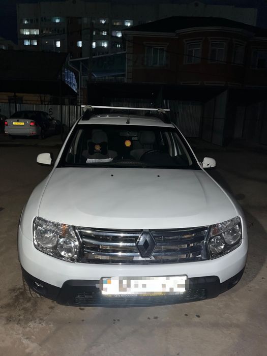 Продам Рено Дастер 2014 года машина