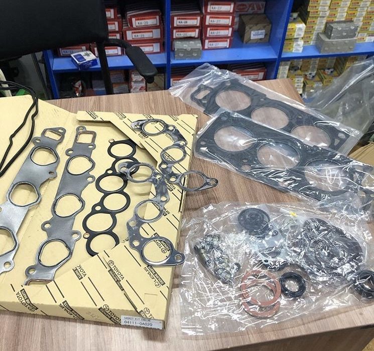 Ремкомплект двигателя на Toyota Nissan Mitsubishi Hyundai Kia