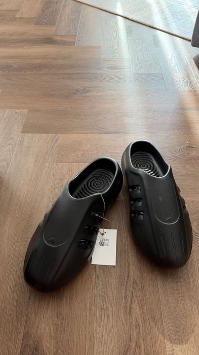 Adidas Adifom infinity mules 13US