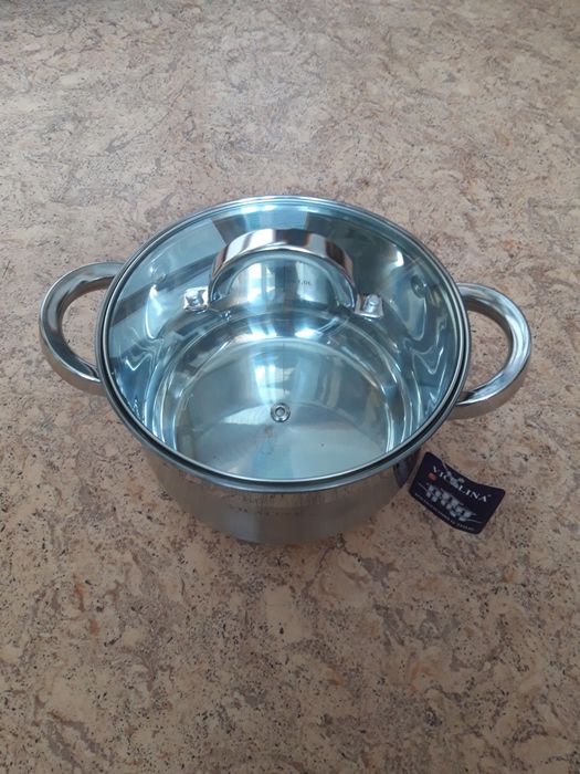 Продам кастрюли VICALINA