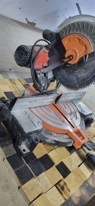 Тарцевая пила по дереву