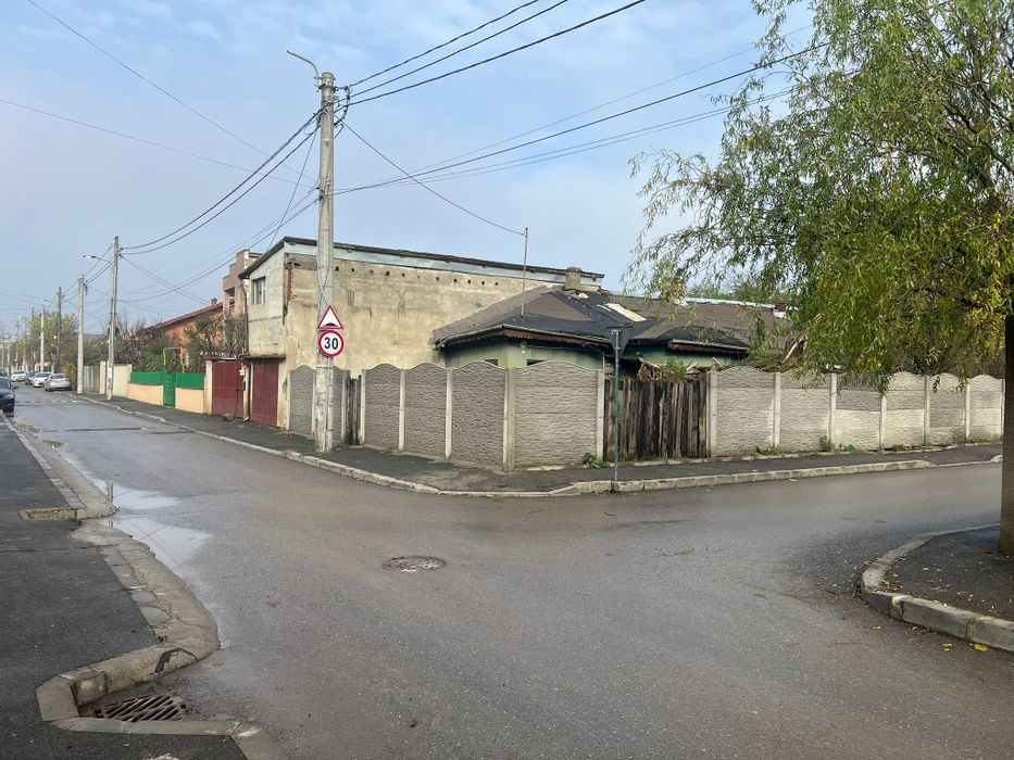 Casa de vânzare Ghencea Srada Nandru nr 45 Particular