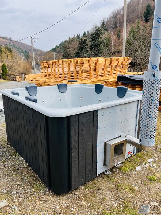 Ciubăr Jacuzzi granit