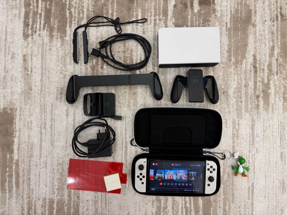 Nintendo Switch OLED белый