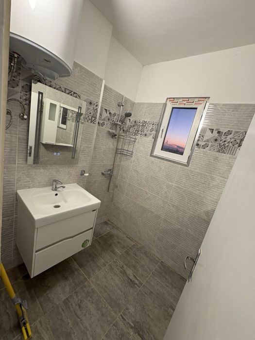 Дава се под наем Двустаен апартамент в Пловдив, Гагарин - 64 кв.м за 255 € - Снимка #3