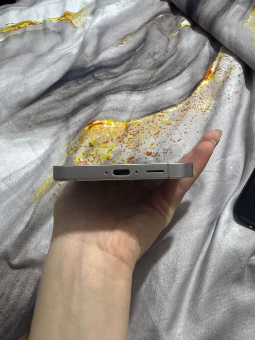 Samsung s24 fe 256 gb cu garanție