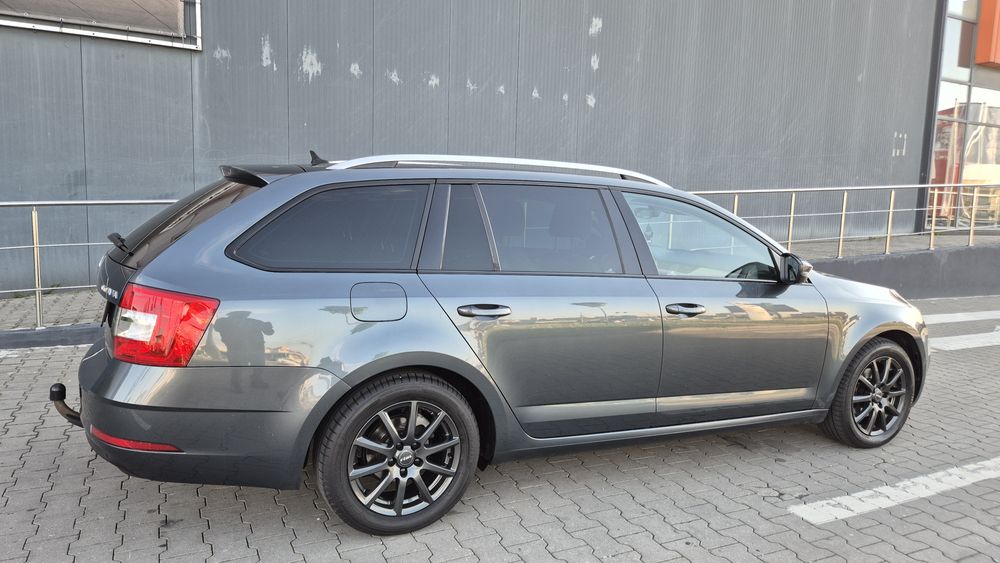 Skoda Octavia 3 Facelift, echipare superioara