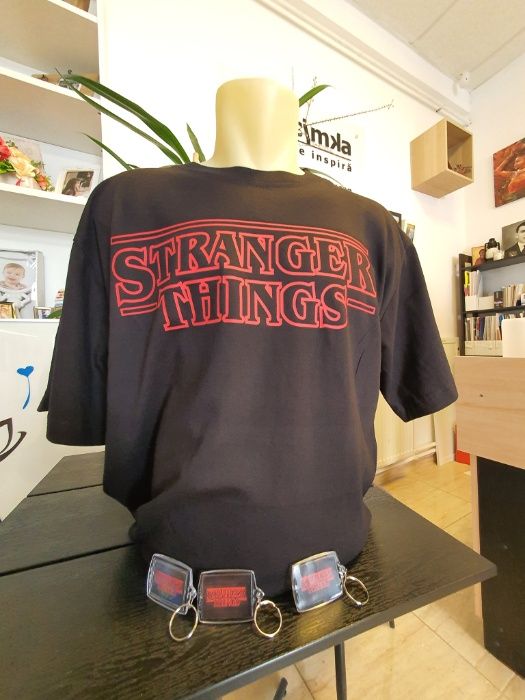 Tricouri personalizate, cu model unic