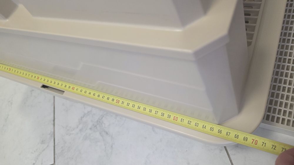 Litieră XL-XXL acoperită pentru pisici – Stare foarte bună