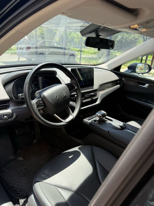 Hongqi 5 2024 fuul ideal