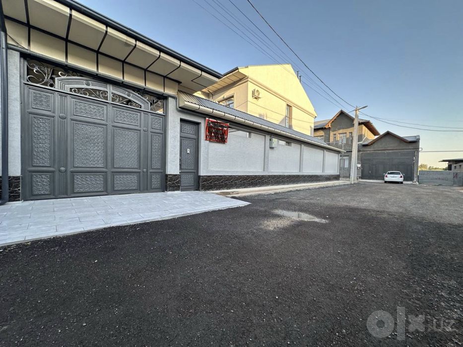 Продажа дома на 4 сотках 450 м2. Цена 270 000