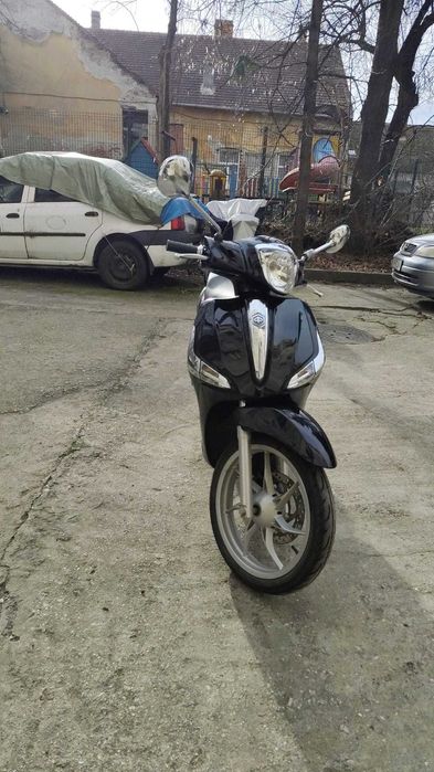 Scuter Piaggio Liberty 49 cc
