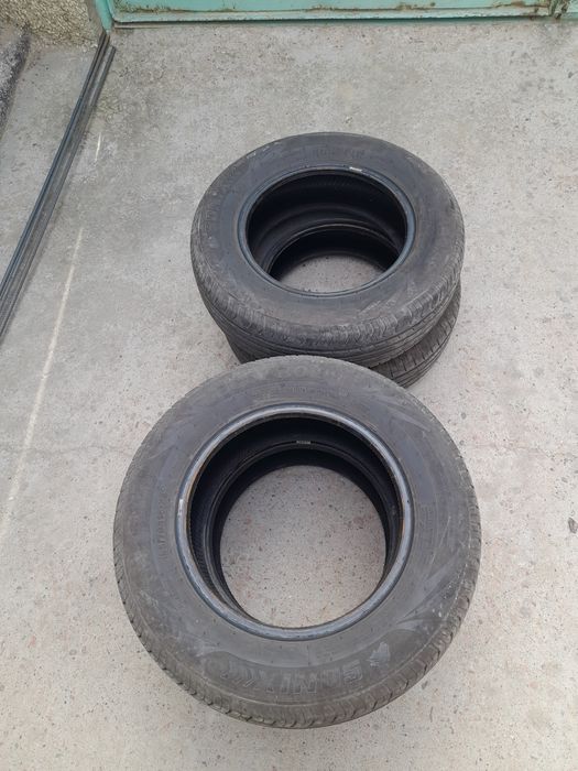 Шины летние комплет