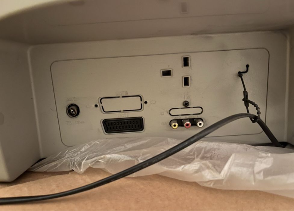 Телевизор Neo с възможност за монтаж на антена