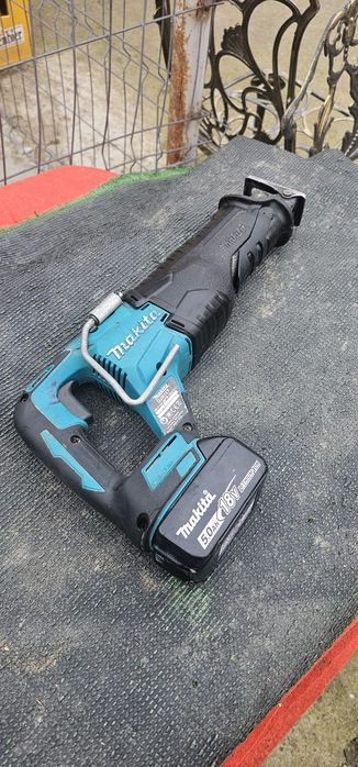 fierastrau sabie makita DJR187 brushless