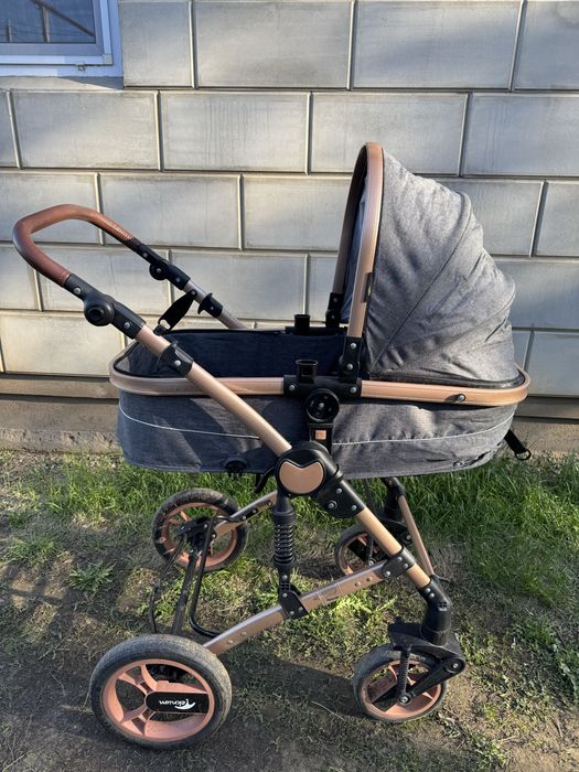 коляска прогулочная