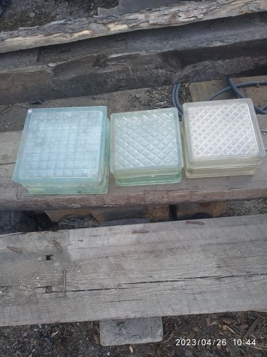 Продам стеклоблоки недорого