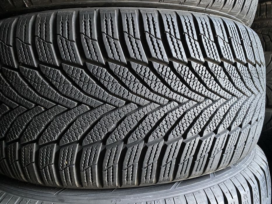 Шины 245/40/19 пара бу нексен