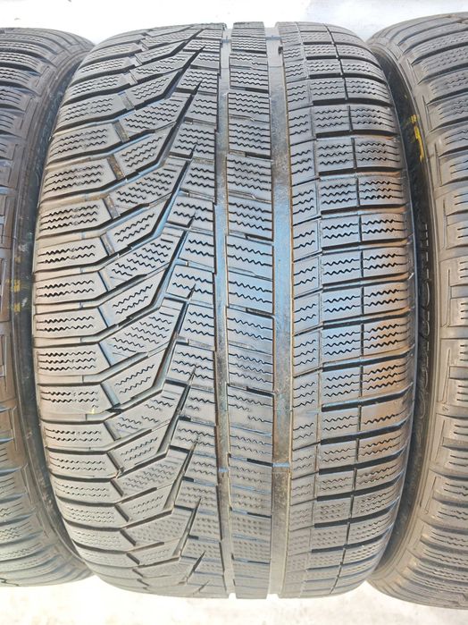 Anvelope 275/35/19 si 245/40/19 iarna M+S HANKOOK fabricate in Coreea
