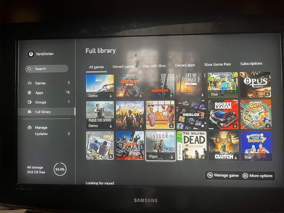 Vand sau schimb xbox one s 500g cu pc