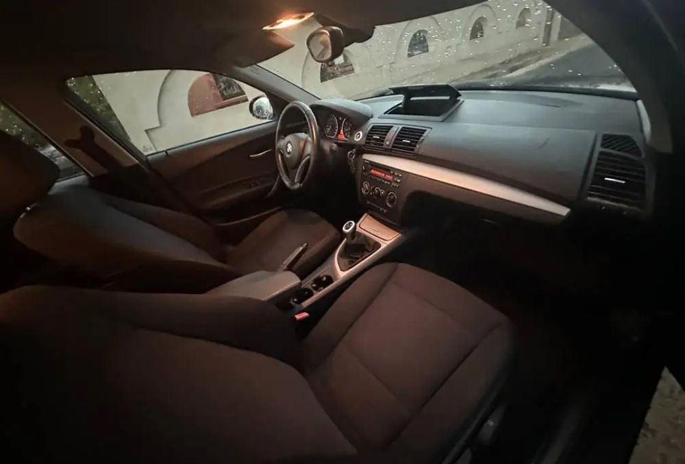 BMW seria 1 an 2008
