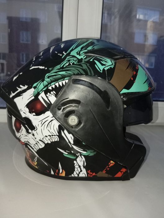 Продам шлем.        '