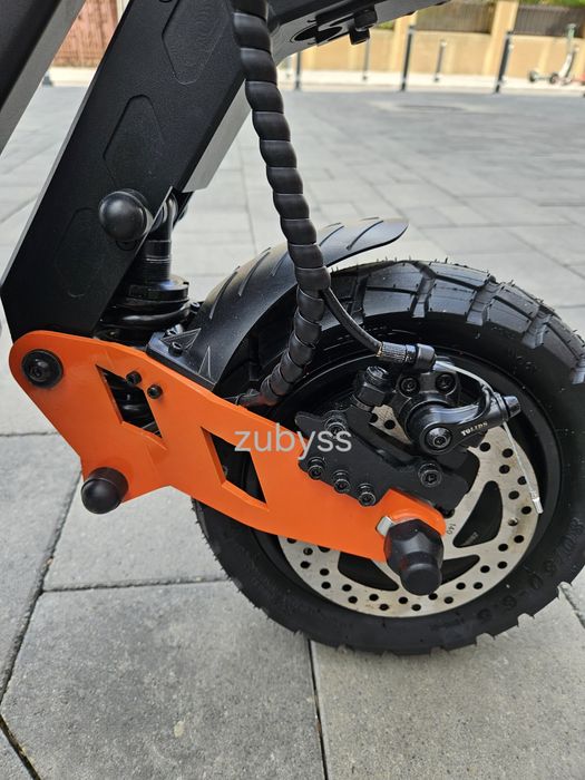 Trotineta 2 motoare 2x650w 48v baterie 13Ah  viteza 55km/h