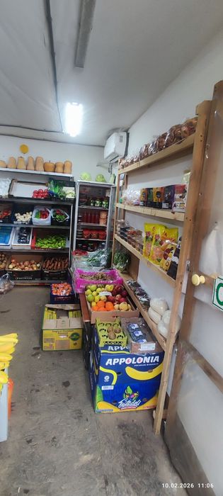 Магазин овощной продаётся