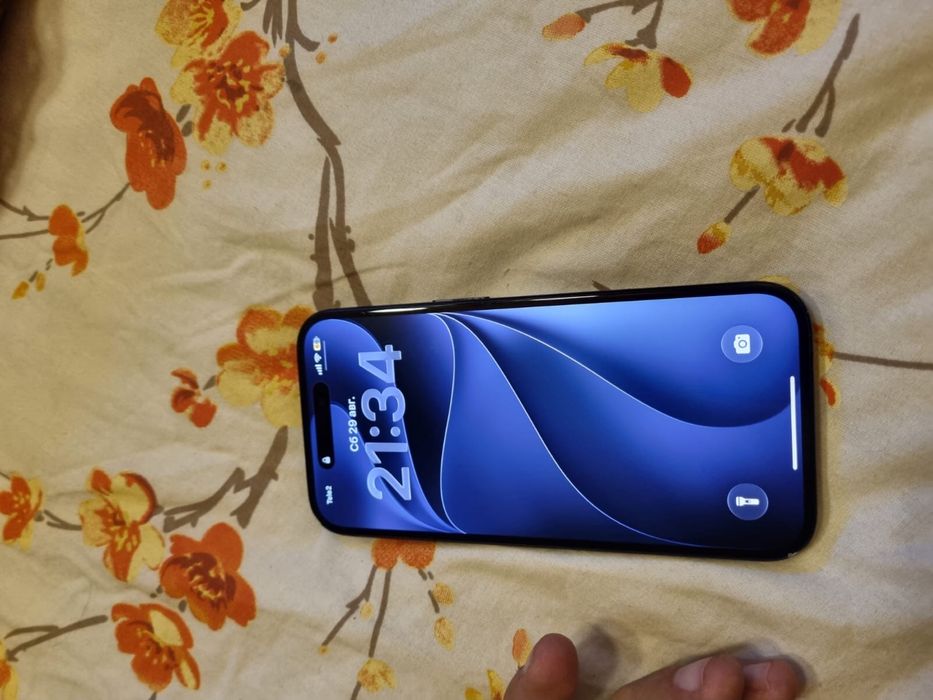 IPhone 16 в хорошем состоянии