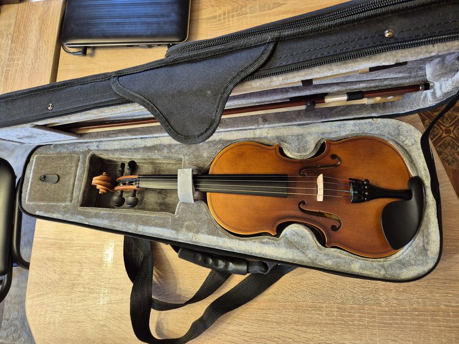 Продам скрипку Sonata 1/4