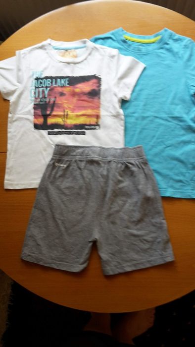 летни момчешки тениски и панталони, р. 104 - 116 под 2 лв.