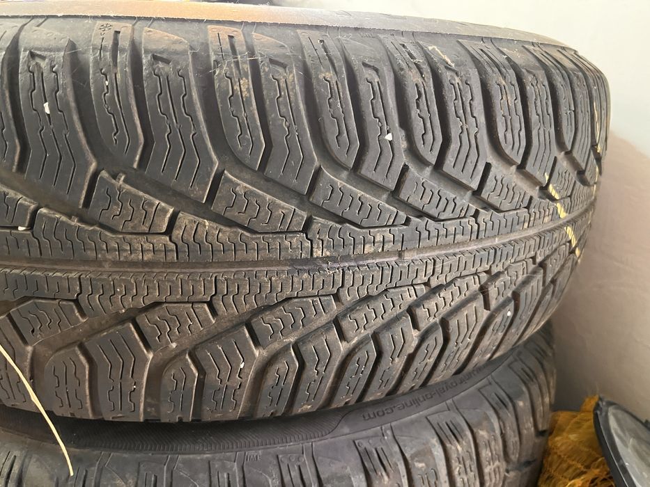 Джанти 17х7J, 45, 5x114 със зимни гуми 4 бр. UNIROYAL - RAV4