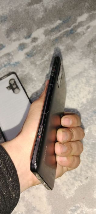 Redim K 40 geyming 5G flagma obmen iPhone ga