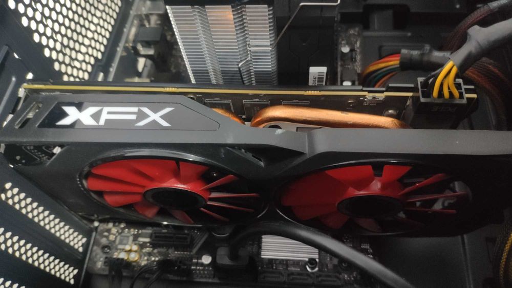 Геймърски компютър Core i5 9500 /16GB RAM/Radeon XFX AMD RX570 8GB/512SSD/1TB HDD