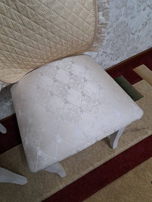 Продаю стулья срочно