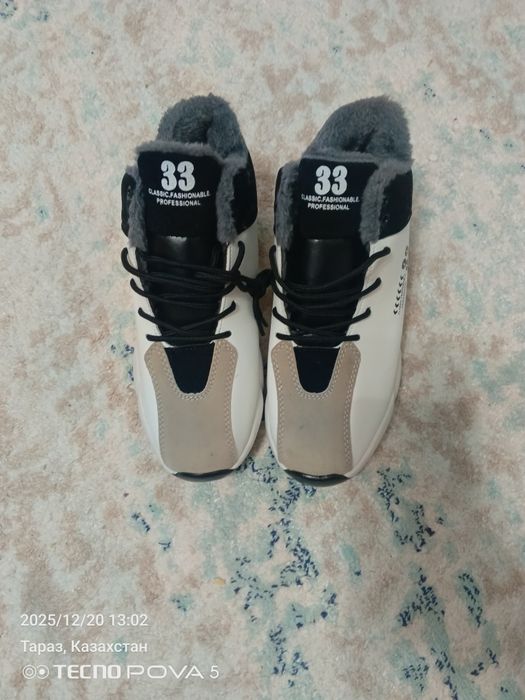 Красовки зимние обув очень тёплые,