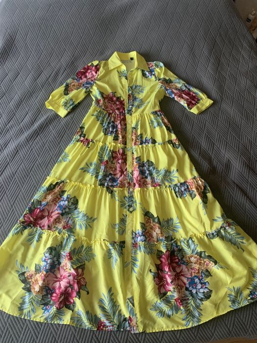 Лятна жълта рокля