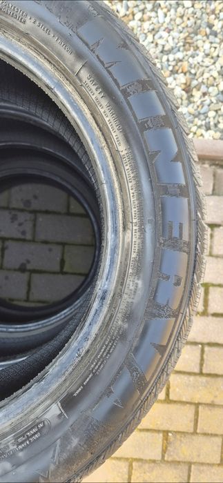 Vând anvelope iarna  205/55 R16
