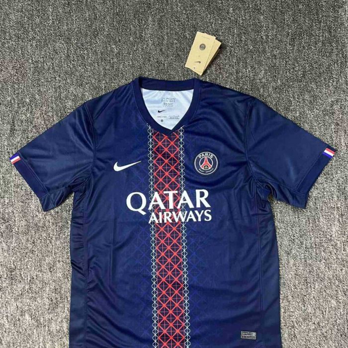 ПСЖ титулярна нова тениска 2025/26