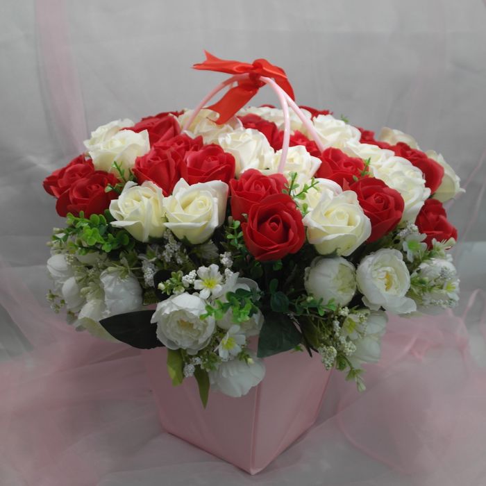 Gullar.Sovg'alar.Sovunliy gullar.Цветы и подарочные наборы