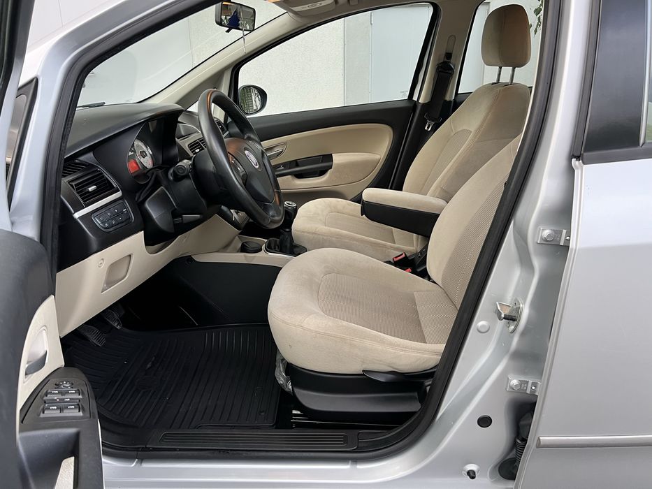 Fiat LINEA 90.000 Km Reali 1.3 diesel 2009 Unic Propietar EXEMPLAR !