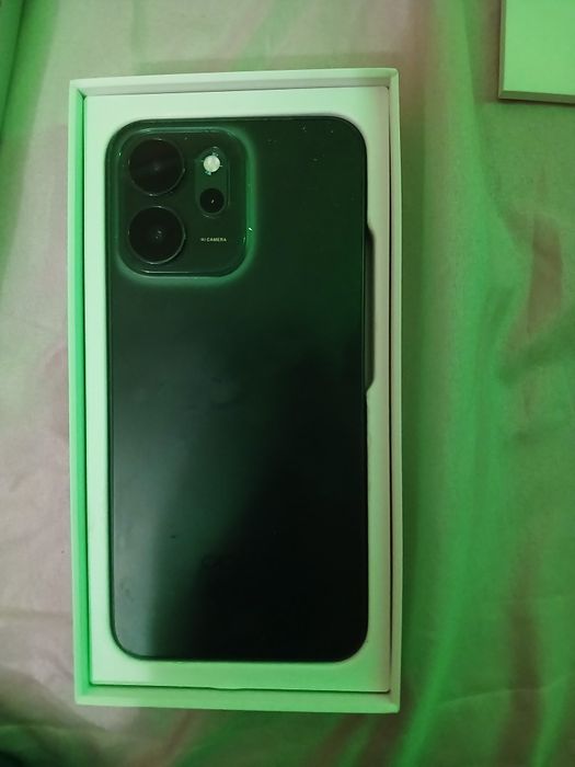 Vând telefon oppo
