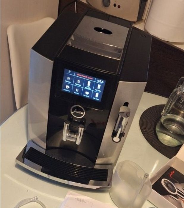 Jura S8 Professional Aroma Moonlight Silver